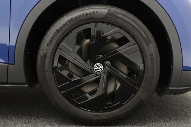 Volkswagen ID.4 (2021) thumbnail 6