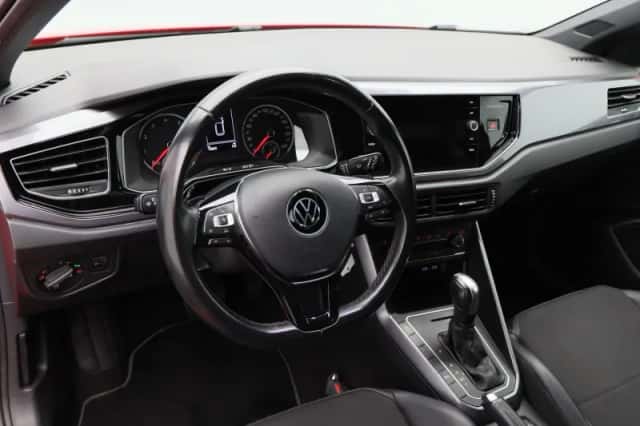 Volkswagen Polo (2021) thumbnail 3