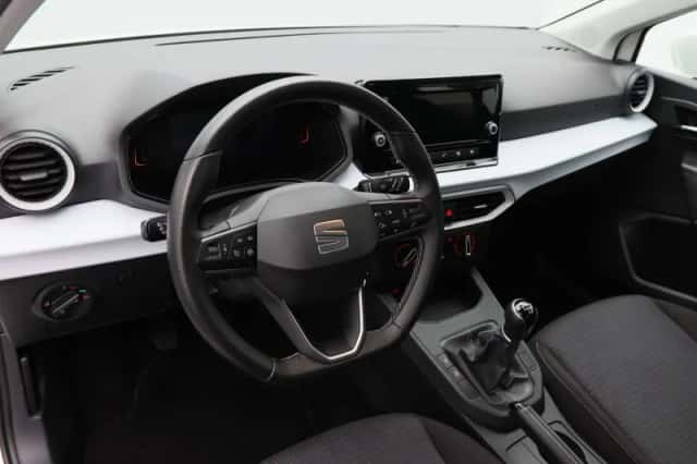 SEAT Ibiza (2024) thumbnail 3