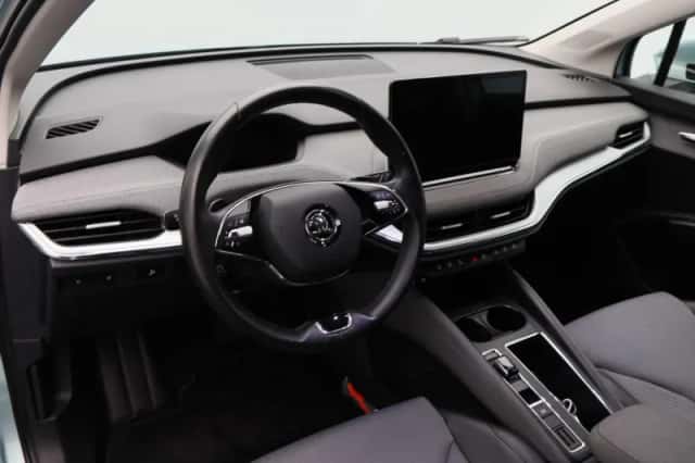 Škoda Enyaq (2022) thumbnail 4
