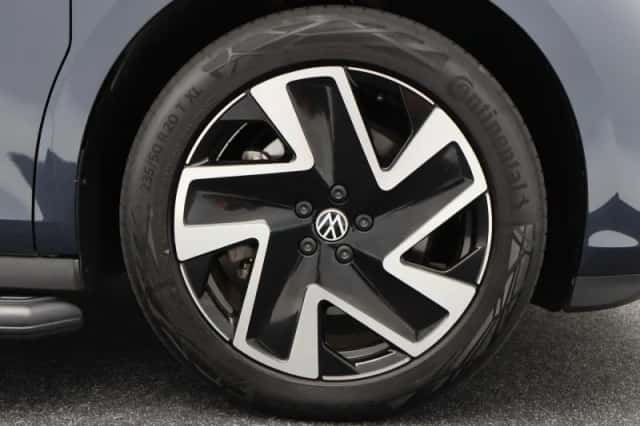 Volkswagen ID. Buzz (2025) thumbnail 5