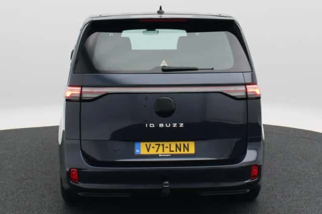 Volkswagen ID. Buzz (2025) thumbnail 6