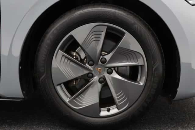 CUPRA Born (2024) thumbnail 6
