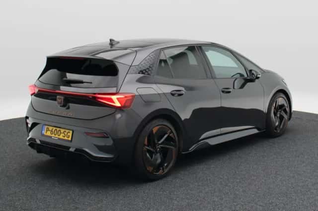 CUPRA Born (2022) thumbnail 3