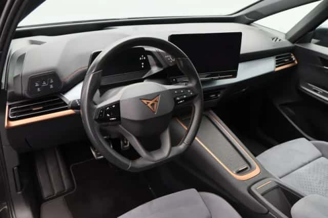 CUPRA Born (2022) thumbnail 4