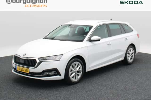 Škoda Octavia (2023) thumbnail 1