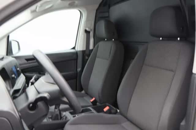 Volkswagen Caddy (2021) thumbnail 6