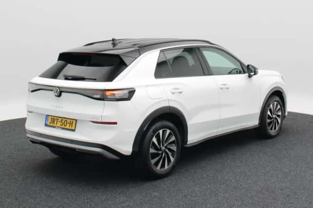 Volkswagen T-Roc (2026) thumbnail 2
