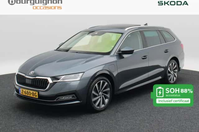 Škoda Octavia (2020) thumbnail 1
