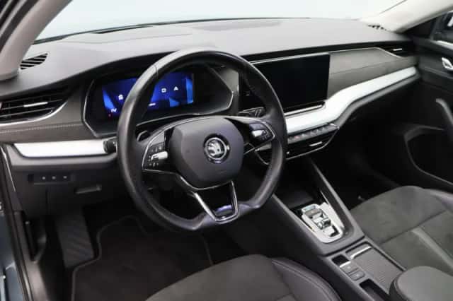 Škoda Octavia (2020) thumbnail 4