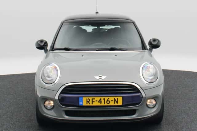 MINI Cooper (2017) thumbnail 4