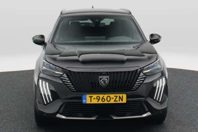 Peugeot e-2008 (2023) thumbnail 5