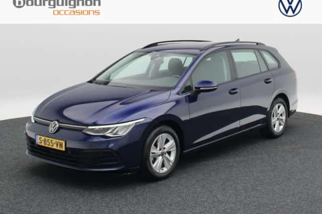 Volkswagen Golf (2023) thumbnail 1