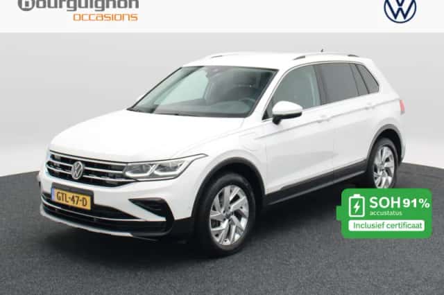 Volkswagen Tiguan (2022) thumbnail 1