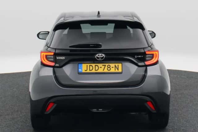 Toyota Yaris (2025) thumbnail 5