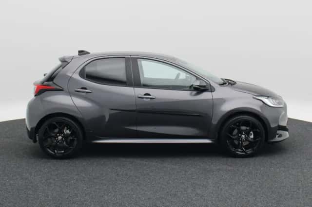 Toyota Yaris (2025) thumbnail 6