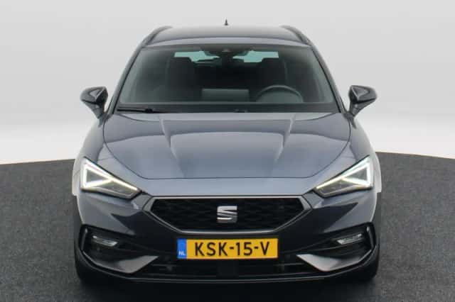 SEAT Leon Sportstourer (2025) thumbnail 5