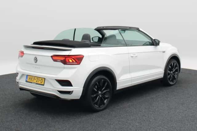 Volkswagen T-Roc (2022) thumbnail 2