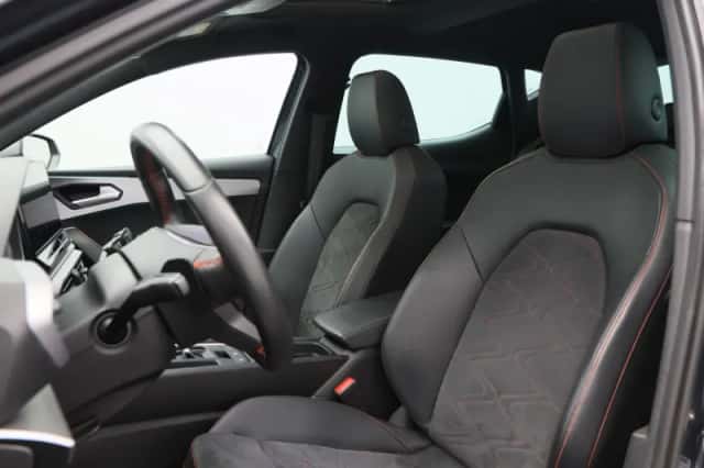 SEAT Leon (2021) thumbnail 5
