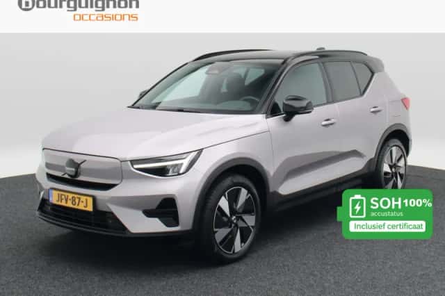 Volvo EX40 (2025) thumbnail 1
