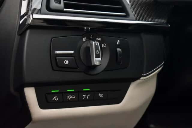 BMW 6-Serie (2013) thumbnail 19
