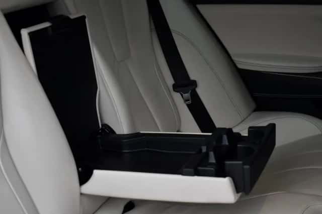 BMW 6-Serie (2013) thumbnail 68