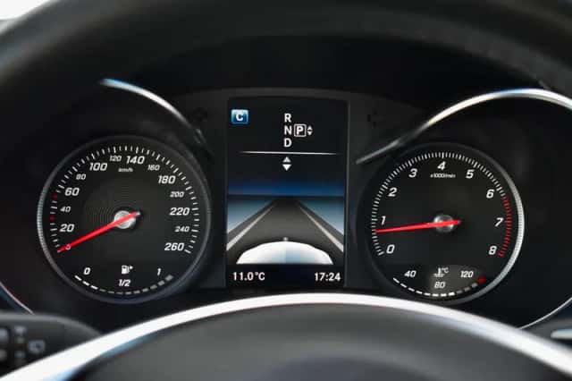 Mercedes-Benz C-Klasse (2015) thumbnail 10