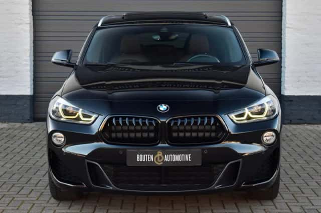BMW X2 (2018) thumbnail 2