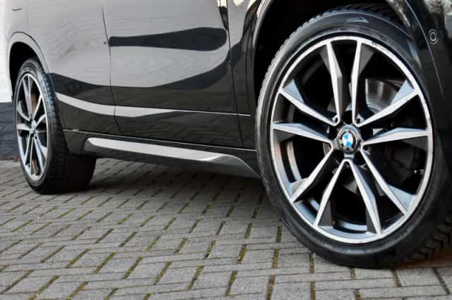 BMW X2 (2018) thumbnail 35