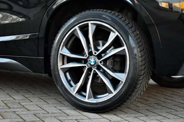 BMW X2 (2018) thumbnail 36