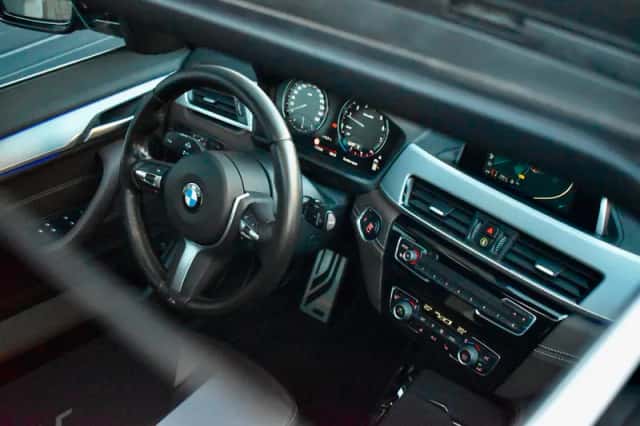 BMW X2 (2018) thumbnail 8