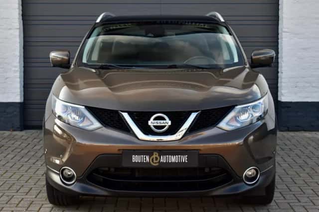 Nissan Qashqai (2015) thumbnail 2