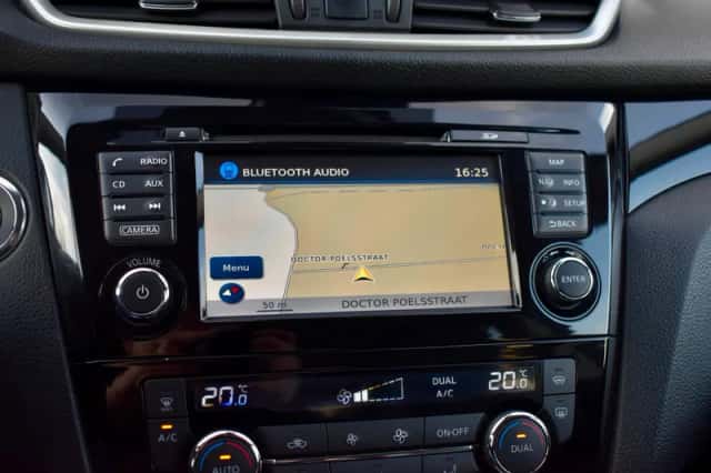 Nissan Qashqai (2015) thumbnail 11