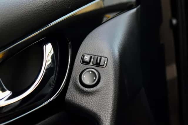 Nissan Qashqai (2015) thumbnail 44