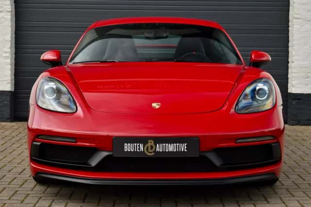 Porsche 718 (2018) thumbnail 2