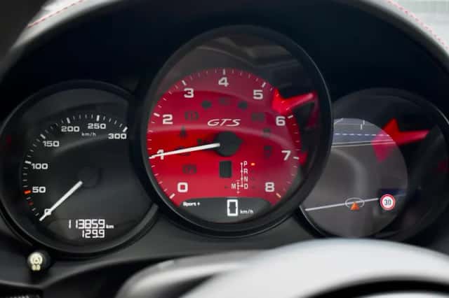 Porsche 718 (2018) thumbnail 13