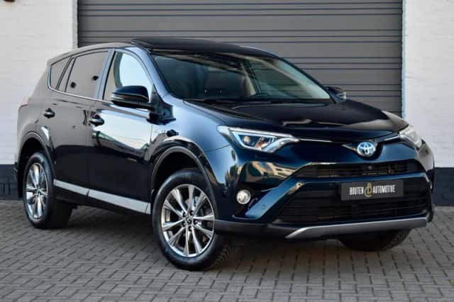 Toyota RAV4 (2018) thumbnail 3