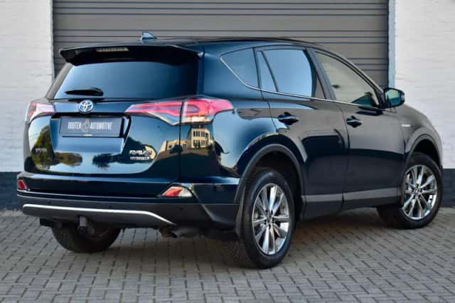 Toyota RAV4 (2018) thumbnail 5
