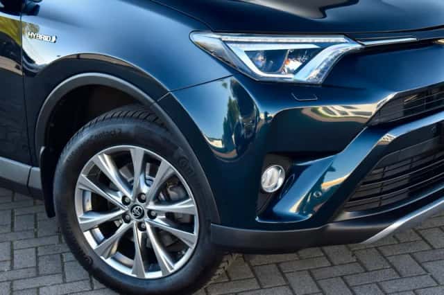 Toyota RAV4 (2018) thumbnail 43