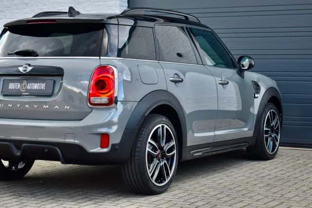MINI Countryman (2018) thumbnail 26
