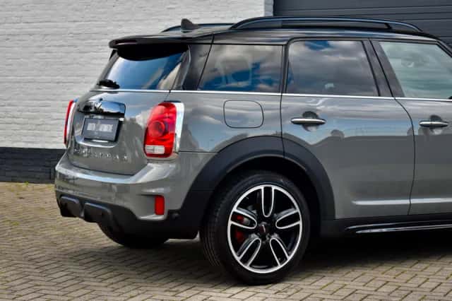 MINI Countryman (2018) thumbnail 29