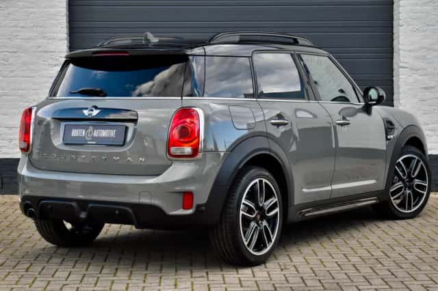 MINI Countryman (2018) thumbnail 5