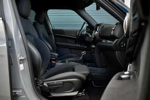 MINI Countryman (2018) thumbnail 46