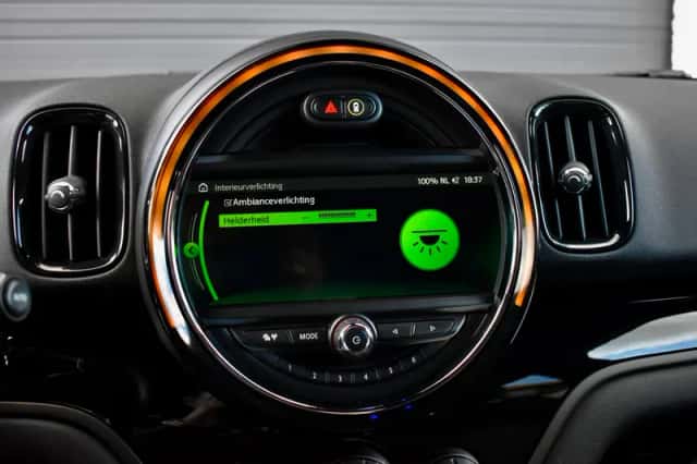 MINI Countryman (2018) thumbnail 55