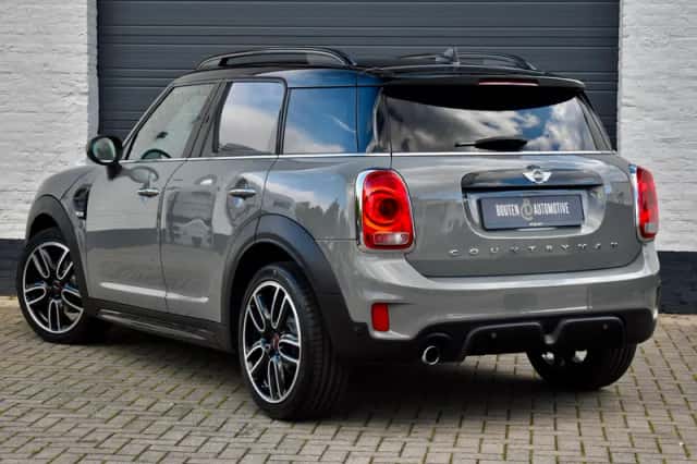MINI Countryman (2018) thumbnail 7