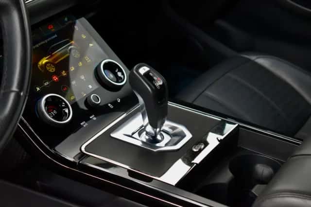 Land Rover Range Rover Evoque (2020) thumbnail 18