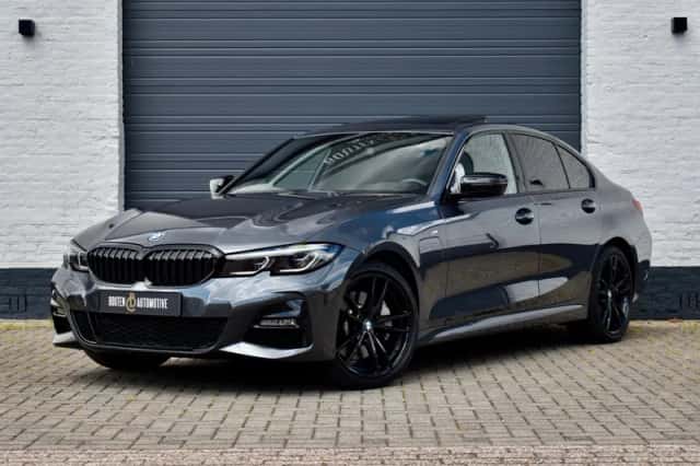 BMW 3-Serie (2022) thumbnail 1