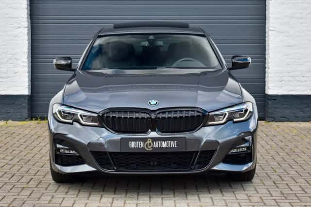 BMW 3-Serie (2022) thumbnail 2