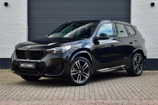 BMW X1 (2023) thumbnail 1