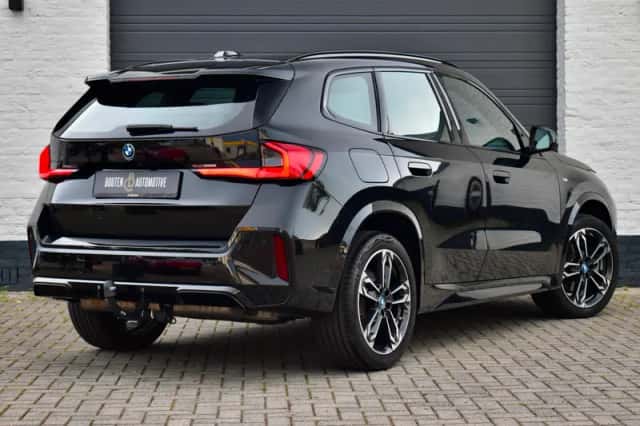BMW X1 (2023) thumbnail 5